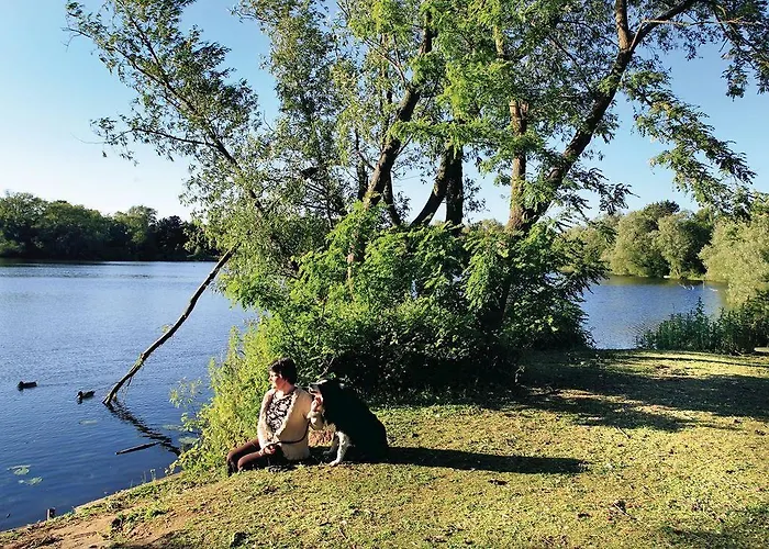 Lakeside Lodges Resort York